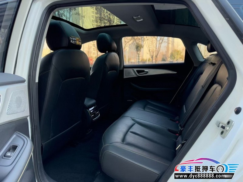 24年荣威i6轿车抵押车出售