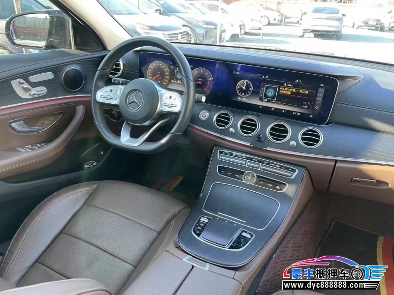 20年奔驰E轿车抵押车出售