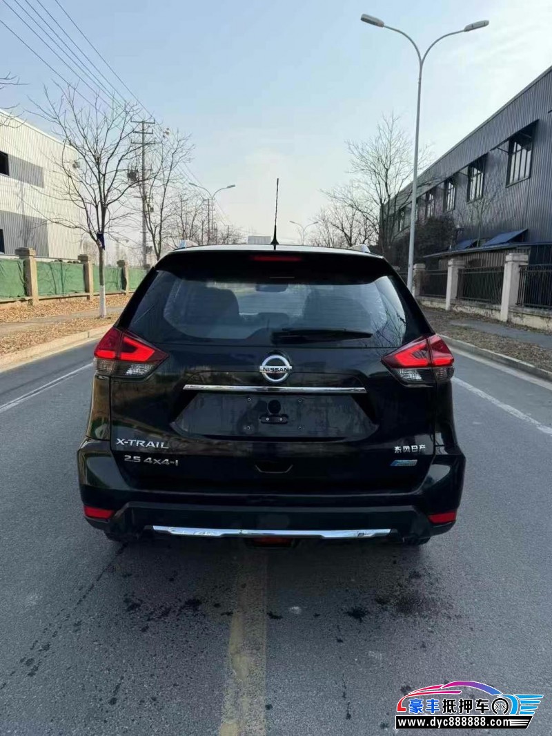 18年日产奇骏轿车抵押车出售