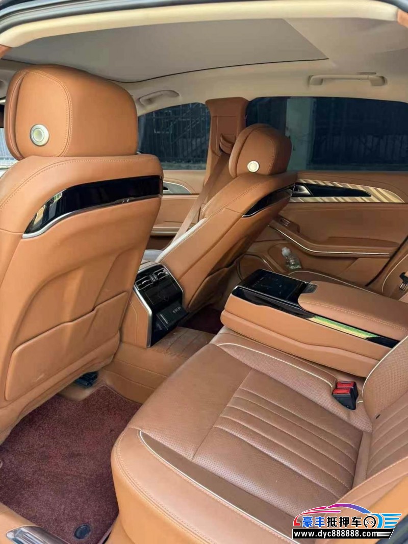 23年红旗H9轿车抵押车出售