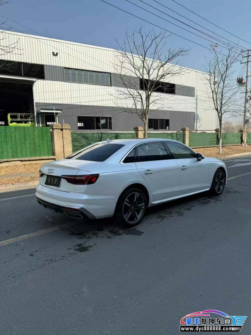22年奥迪A4L轿车抵押车出售