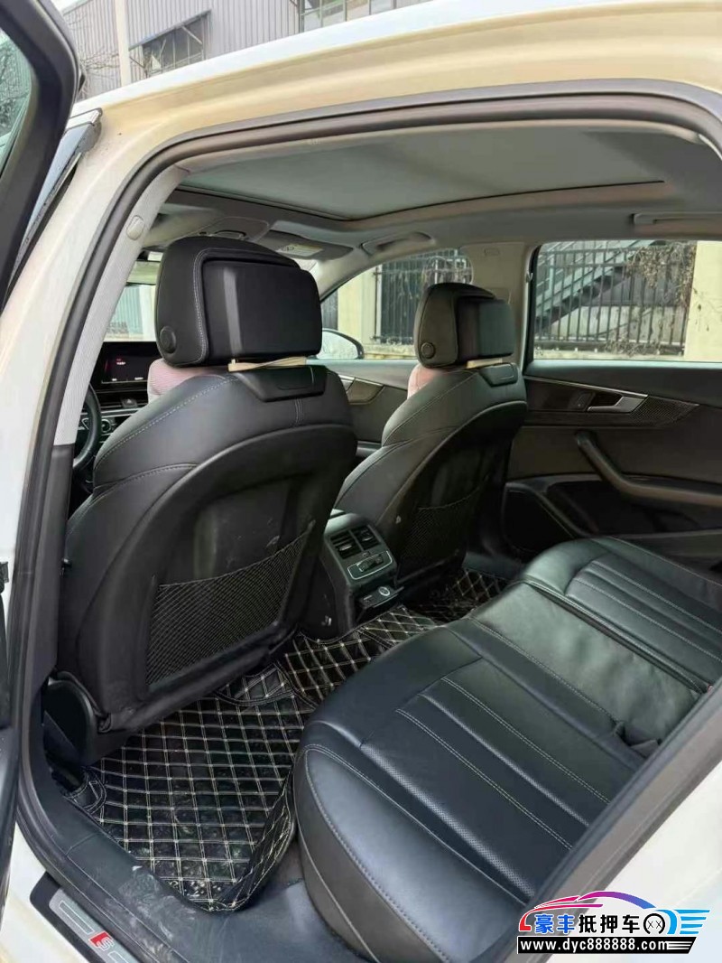 22年奥迪A4L轿车抵押车出售