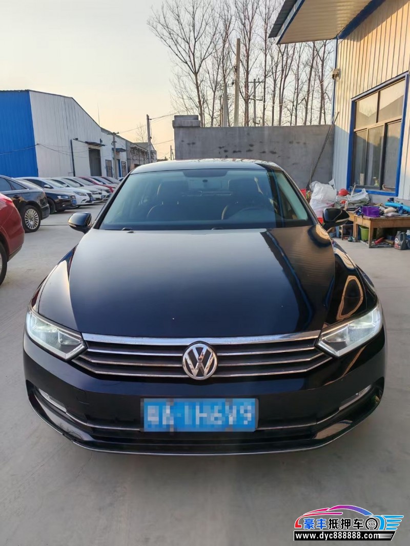 17年大众迈腾轿车抵押车出售