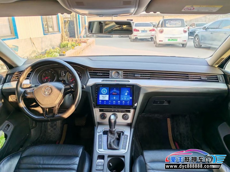 17年大众迈腾轿车抵押车出售