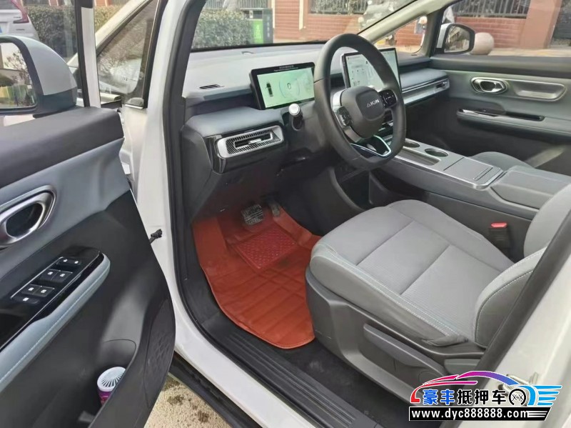 24年埃安Y70轿车抵押车出售