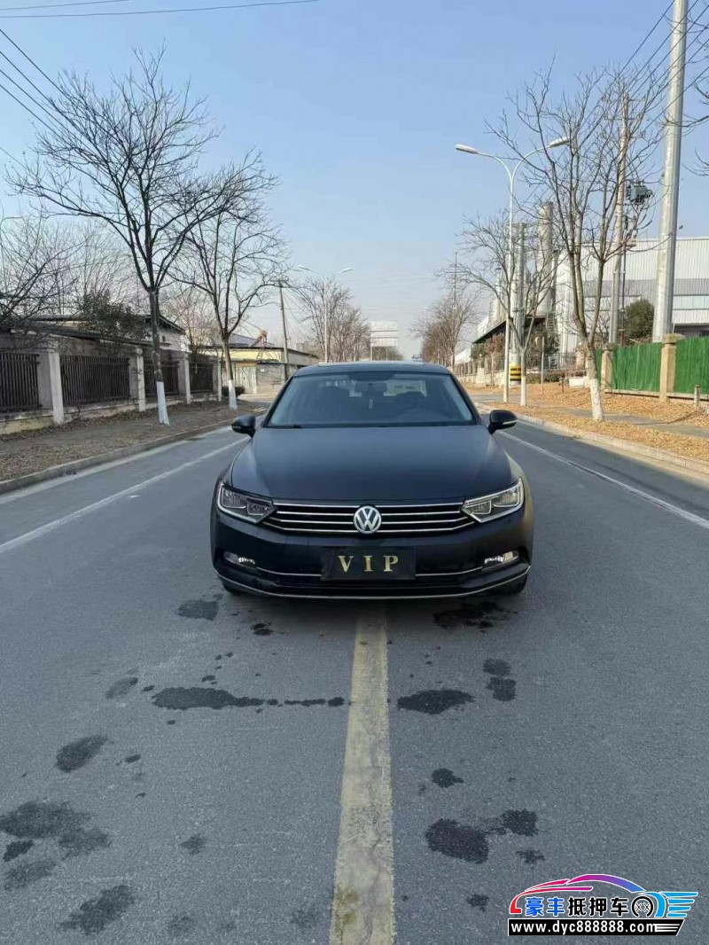 19年大众迈腾轿车抵押车出售