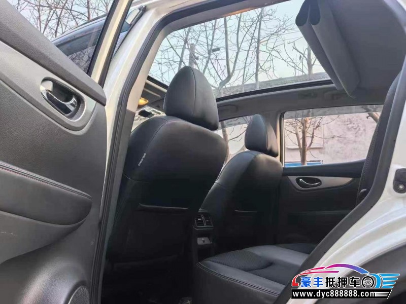 19年日产逍客轿车抵押车出售