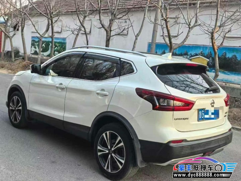 19年日产逍客轿车抵押车出售