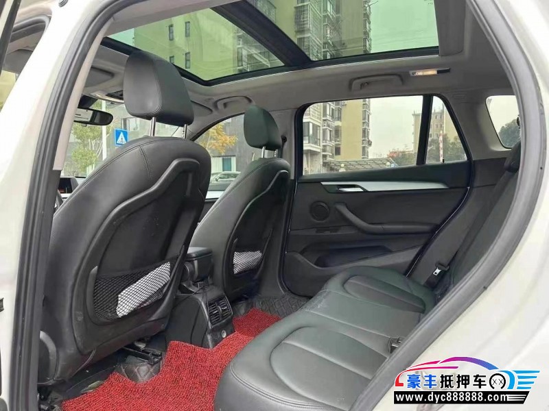 17年宝马X1轿车抵押车出售