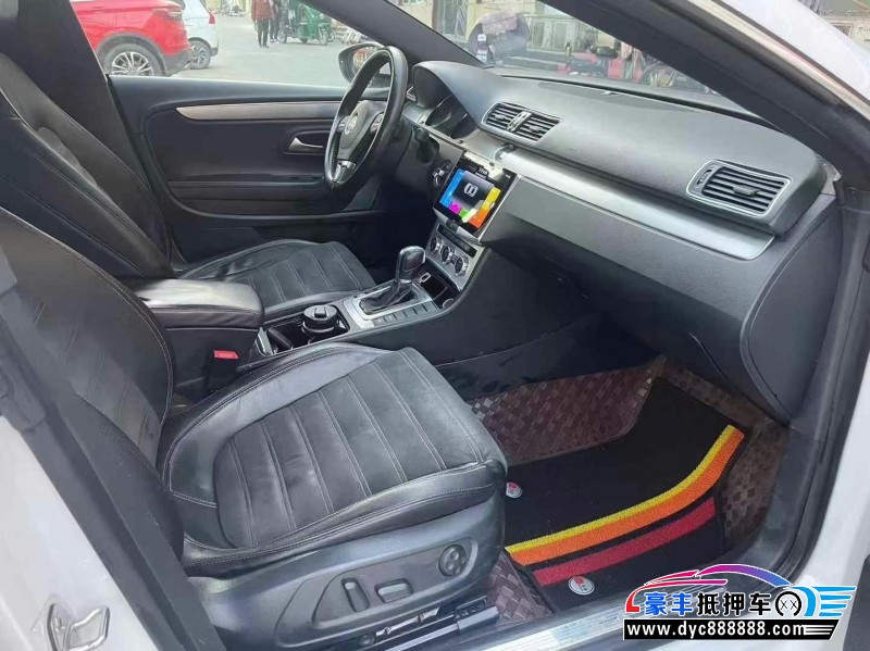 16年大众CC轿车抵押车出售