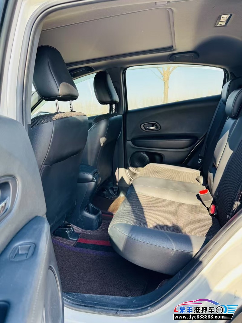 18年本田XRV轿车抵押车出售