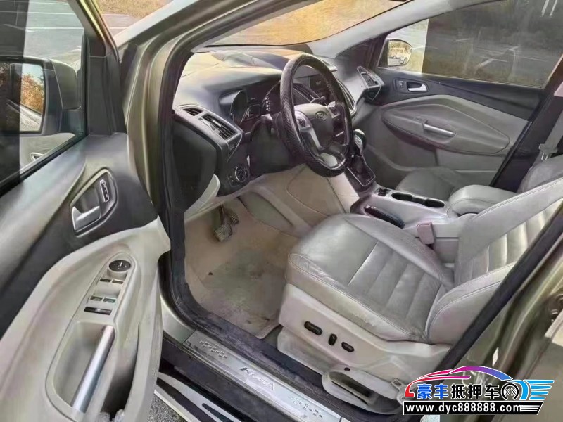 14年福特翼虎轿车抵押车出售