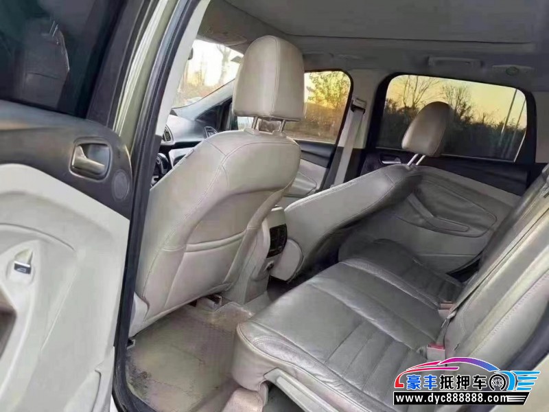 14年福特翼虎轿车抵押车出售