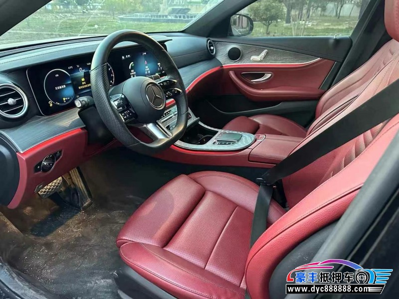 22年奔驰E轿车抵押车出售