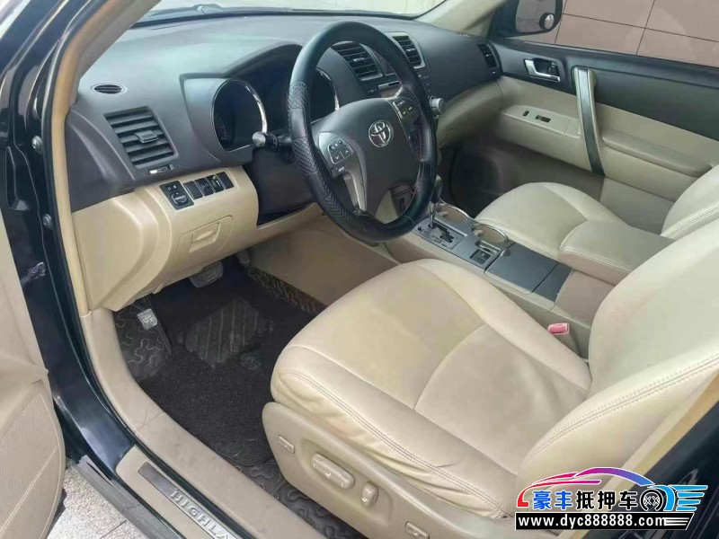 12年丰田汉兰达轿车抵押车出售