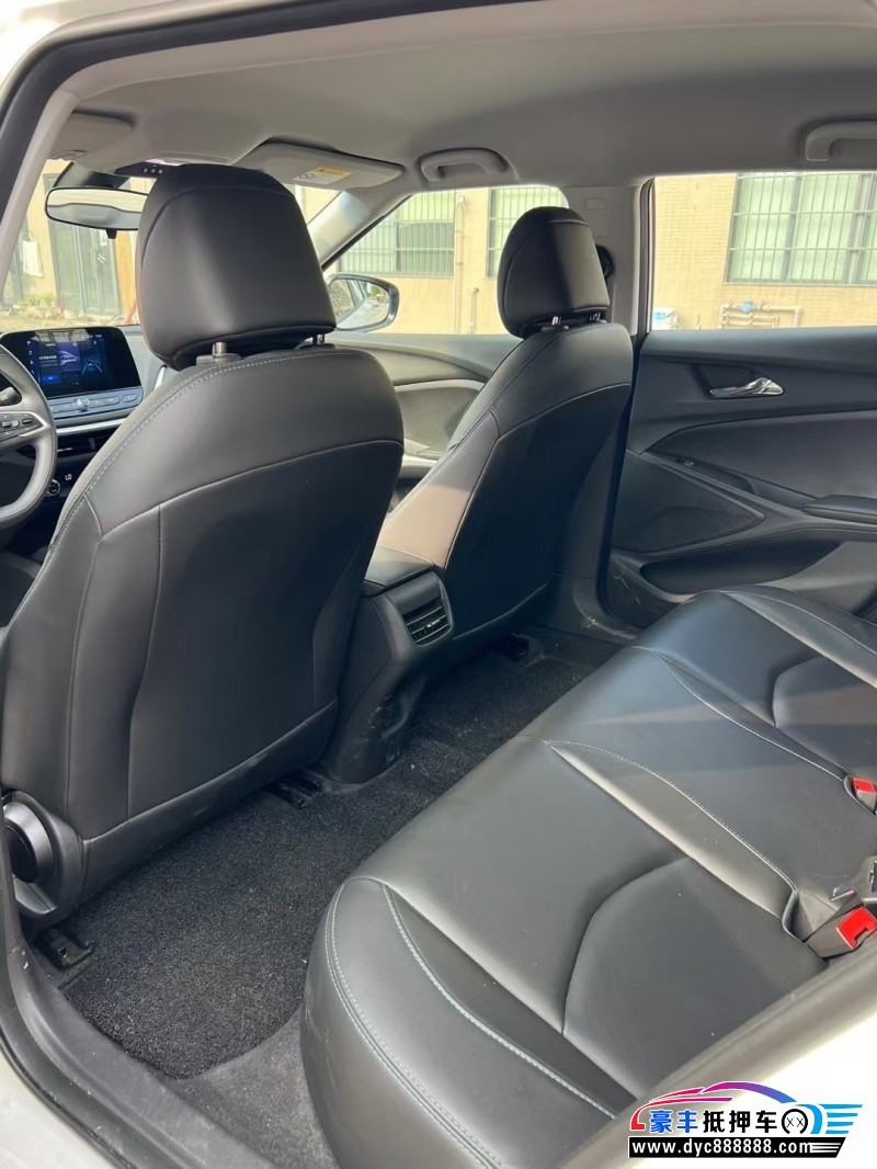 23年雪佛兰畅巡轿车抵押车出售