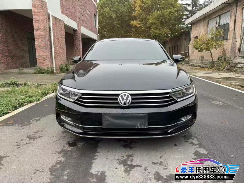 19年大众迈腾轿车抵押车出售