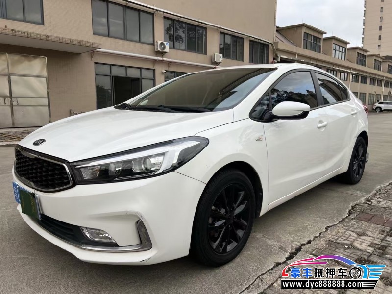 17年起亚K3轿车抵押车出售