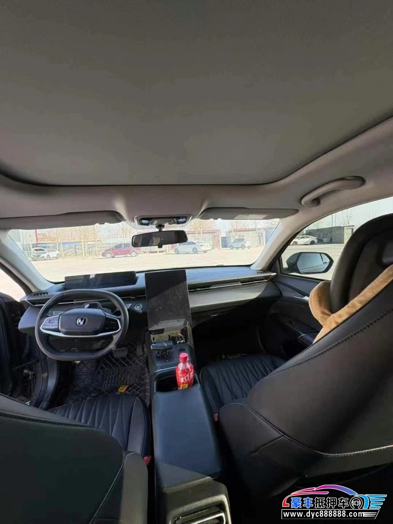 23年长安逸达轿车抵押车出售