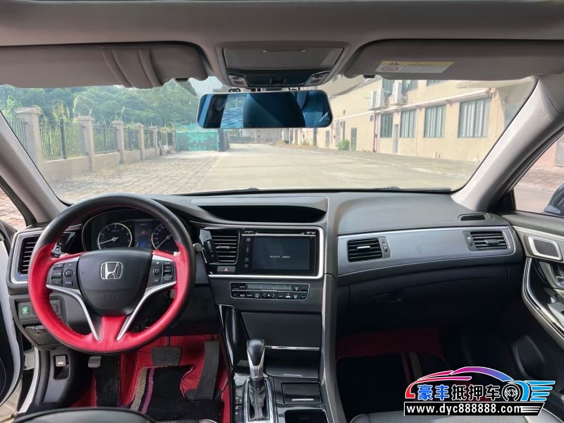 18年本田思铂睿轿车抵押车出售