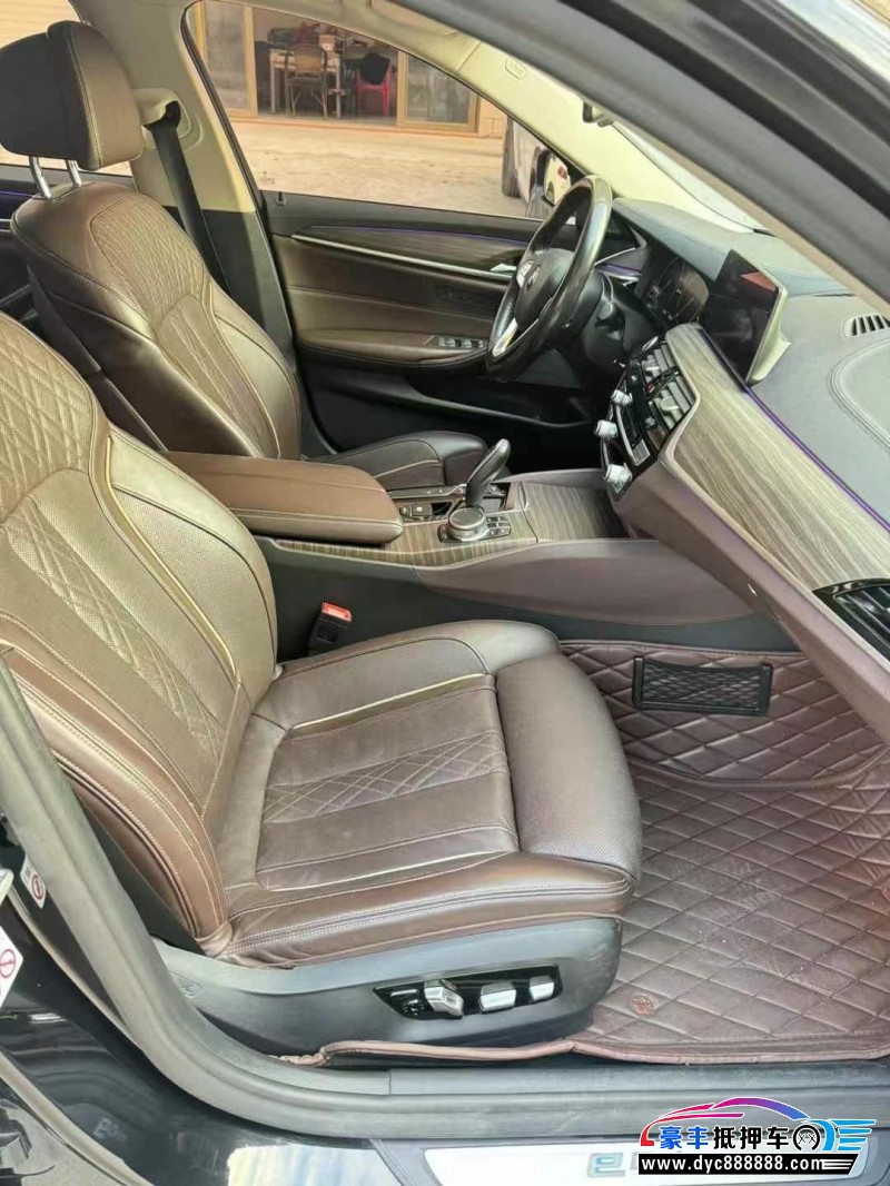 19年宝马M系轿车抵押车出售