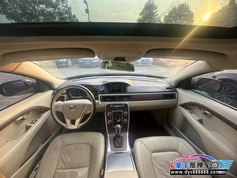 15年沃尔沃S80L轿车抵押车出售