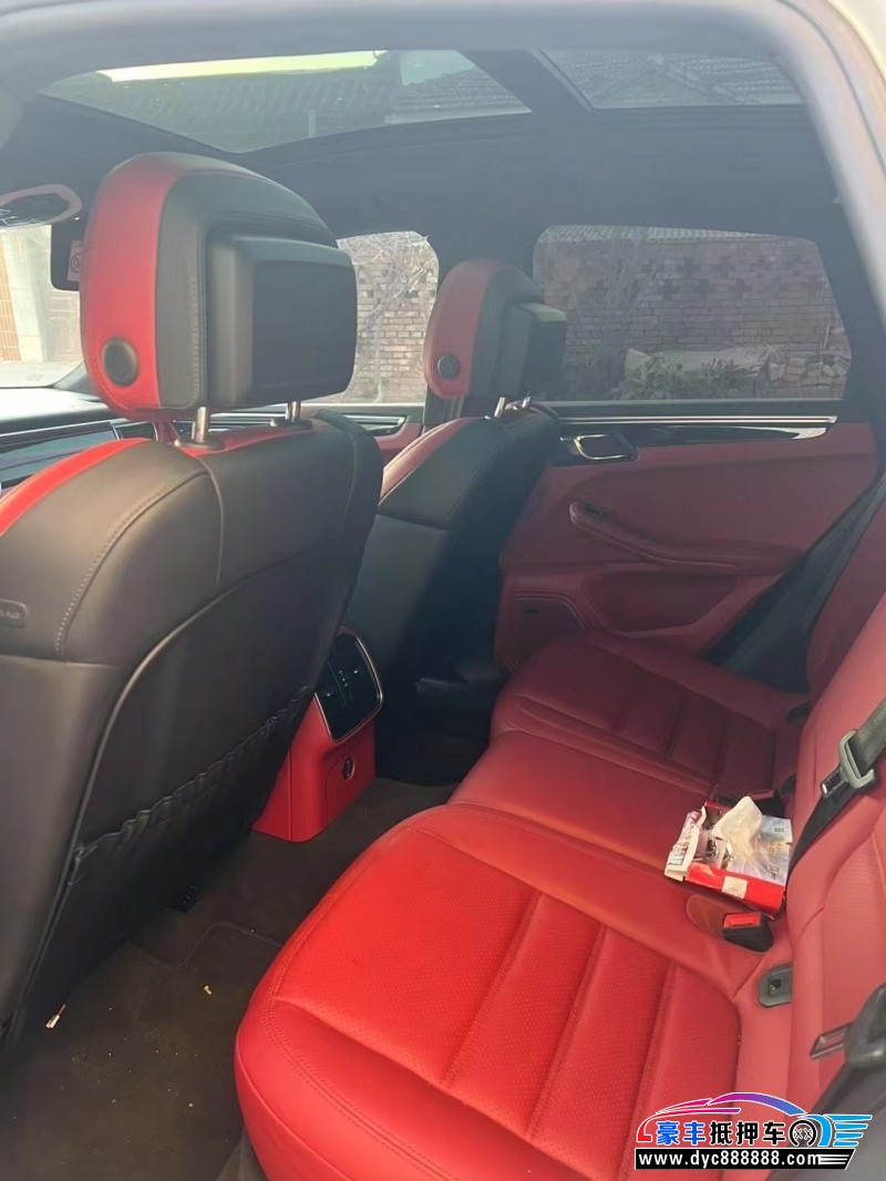 17年保时捷Macan迈凯轿车抵押车出售