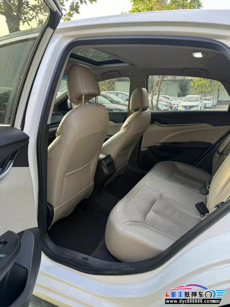 18年别克英朗轿车抵押车出售