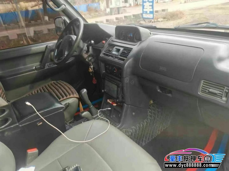 15年猎豹汽车黑金刚轿车抵押车出售