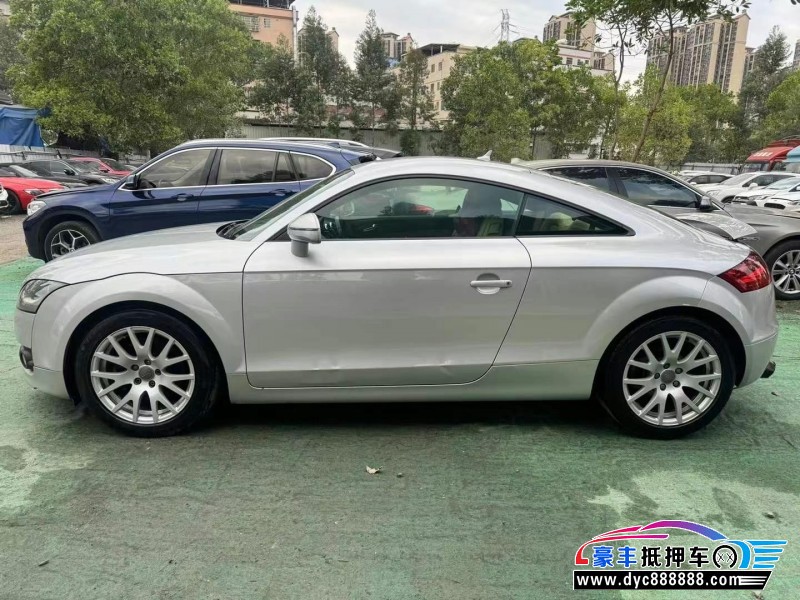 09年奥迪TT轿车抵押车出售