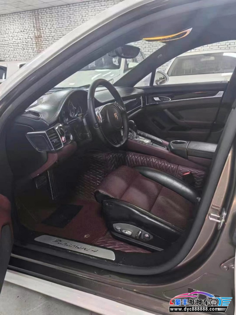 15年保时捷帕纳梅拉跑车抵押车出售