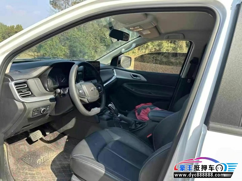 24年江铃域虎轿车抵押车出售