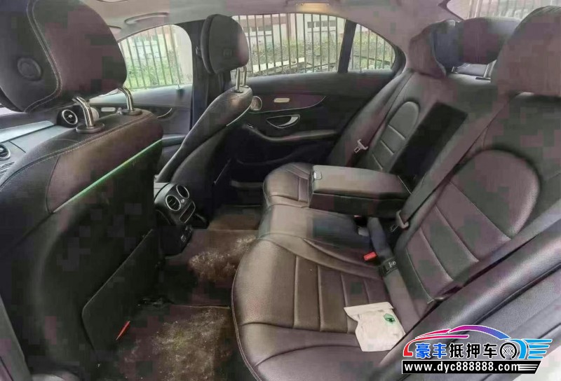 20年奔驰C轿车抵押车出售