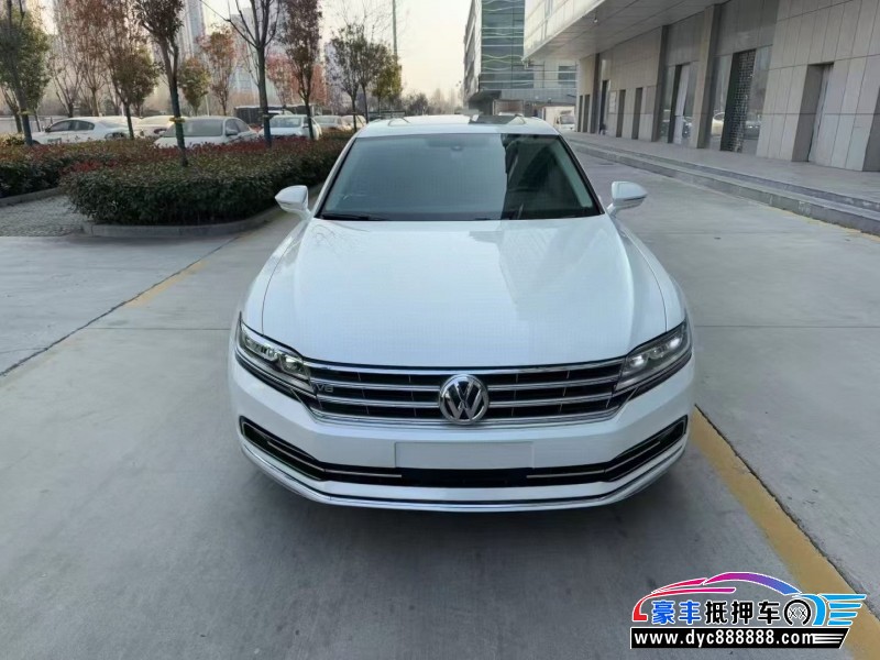 18年大众辉昂轿车抵押车出售
