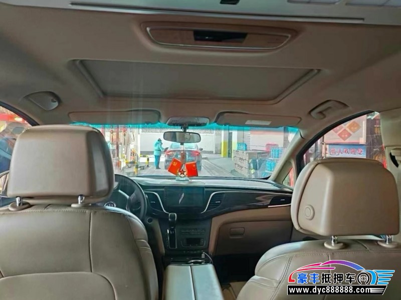 18年别克GL8轿车抵押车出售