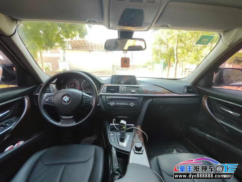 13年宝马3系轿车抵押车出售