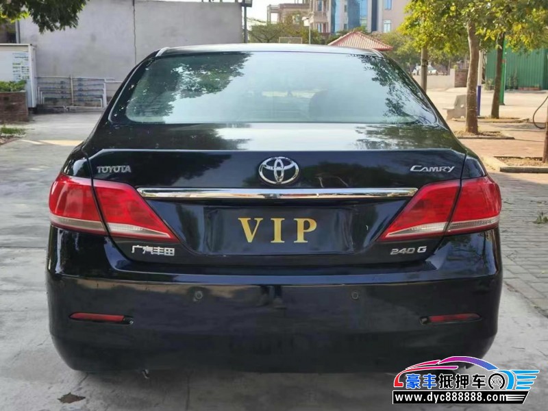 11年丰田凯美瑞轿车抵押车出售