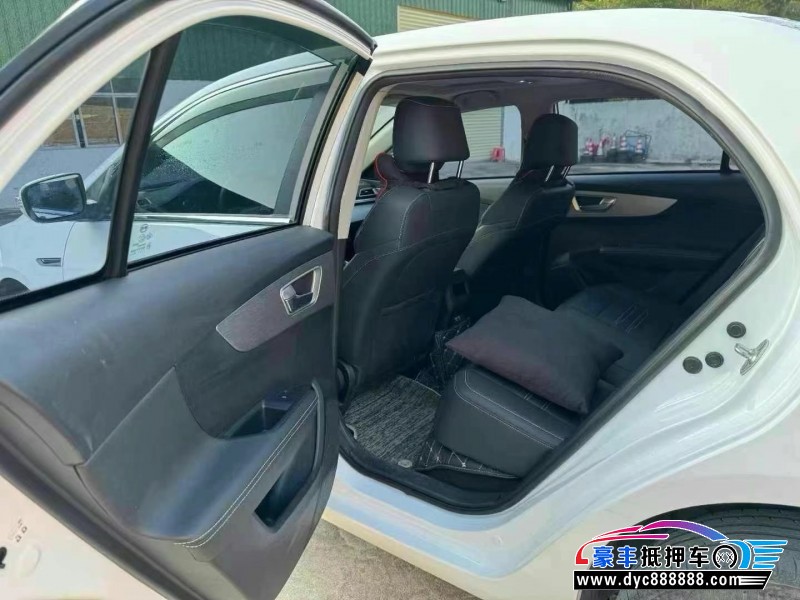 23年比亚迪秦轿车抵押车出售