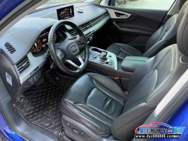 17年奥迪Q7轿车抵押车出售