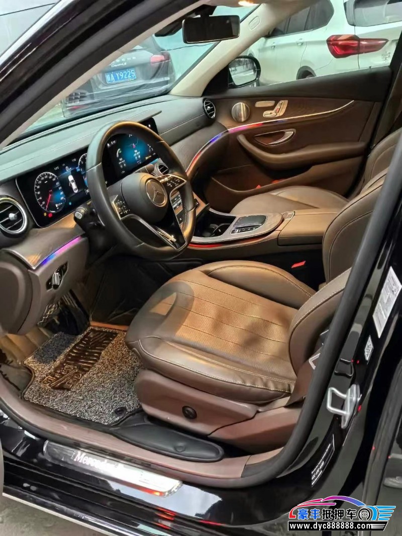 21年奔驰E轿车抵押车出售