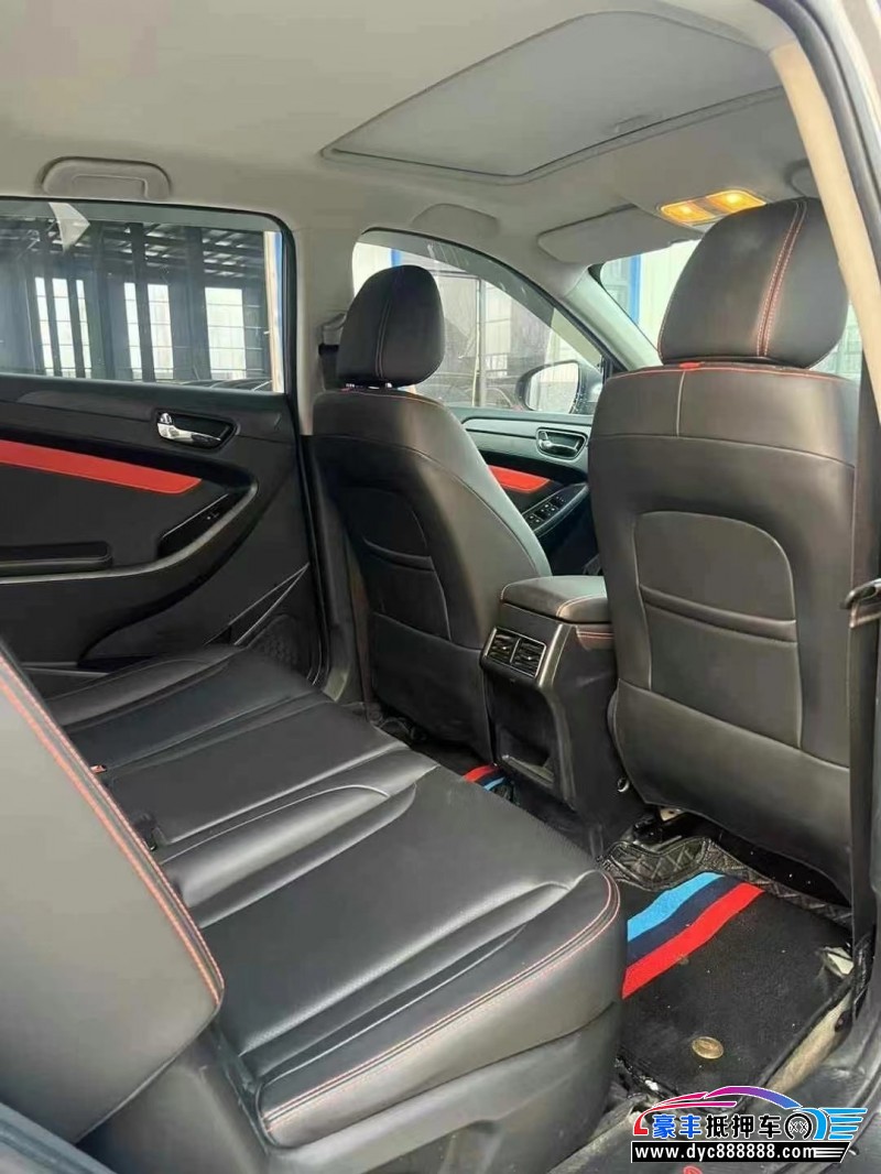 20年东风风光580轿车抵押车出售