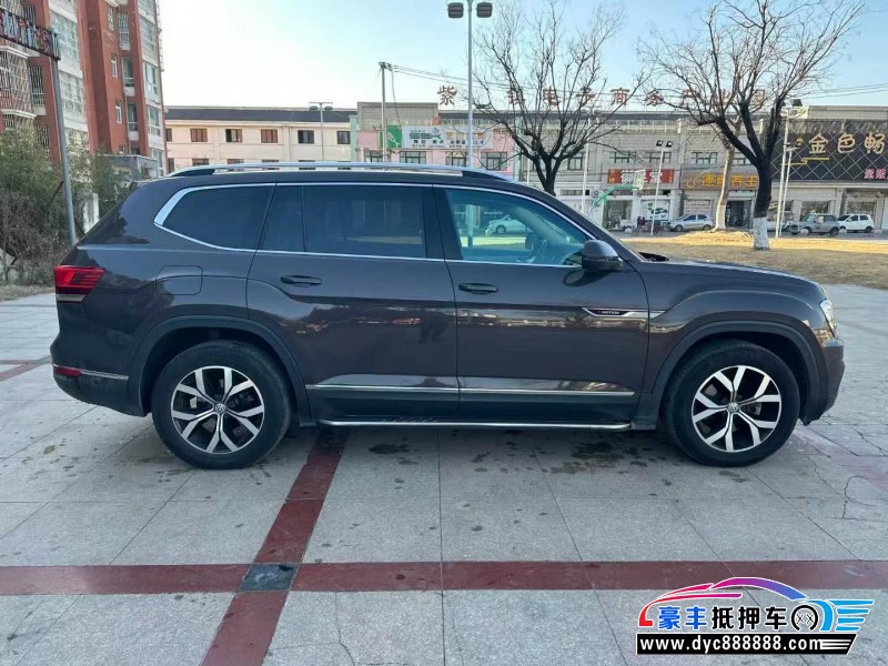 18年大众途昂轿车抵押车出售