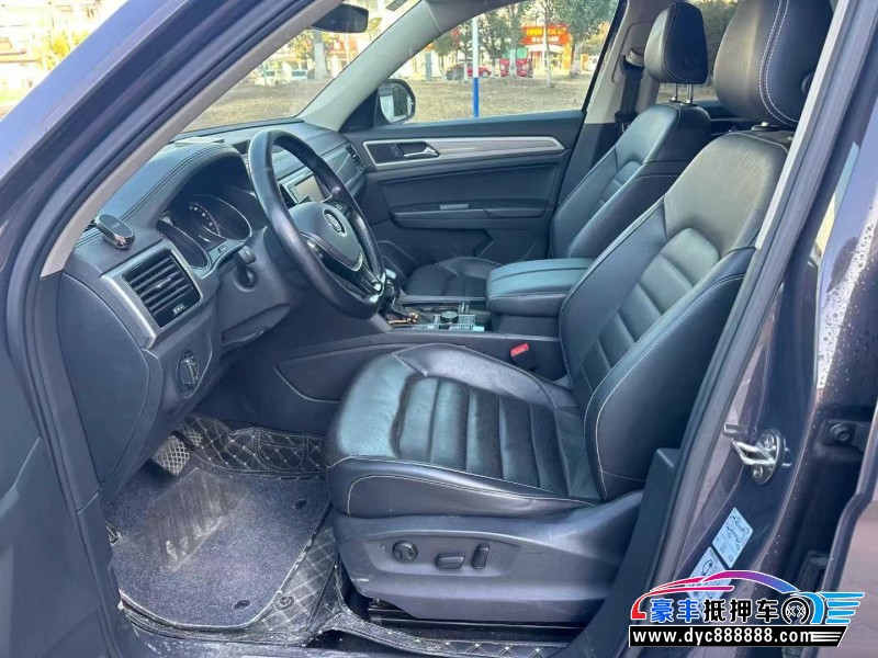 18年大众途昂轿车抵押车出售