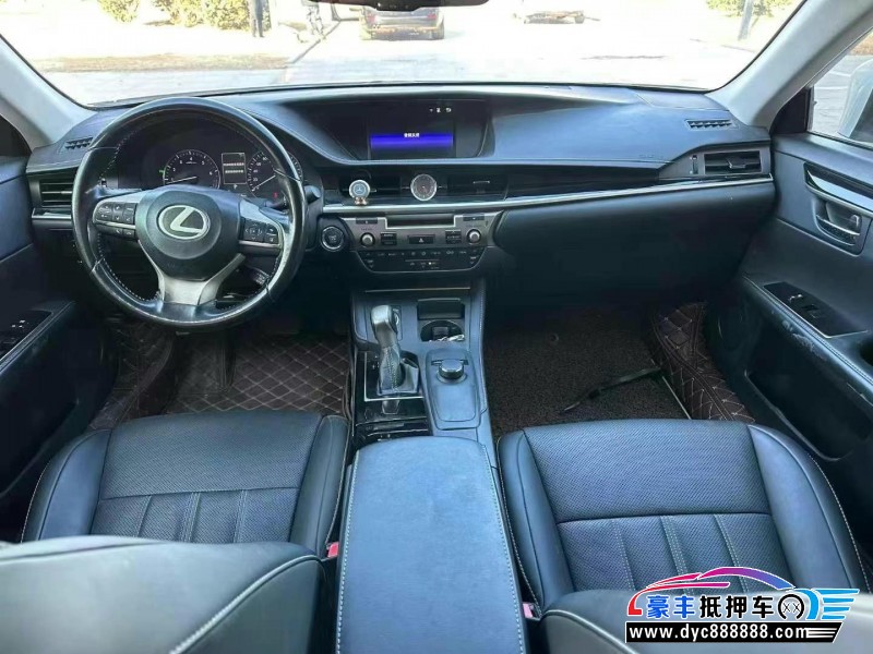 16年雷克萨斯ES轿车抵押车出售