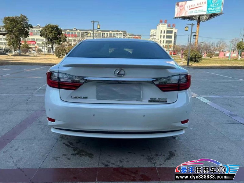 16年雷克萨斯ES轿车抵押车出售