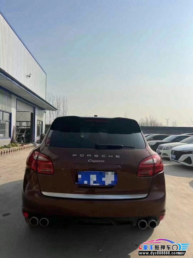 14年保时捷卡宴轿车抵押车出售