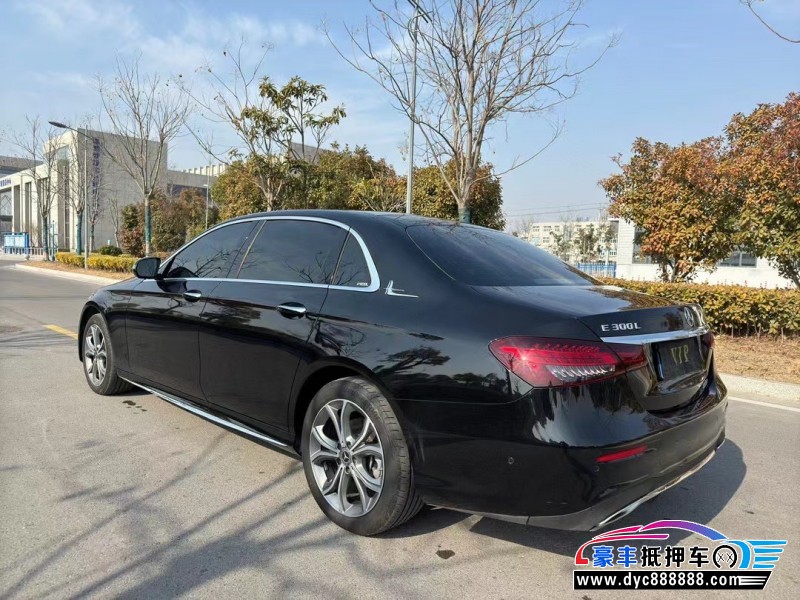 22年奔驰E轿车抵押车出售