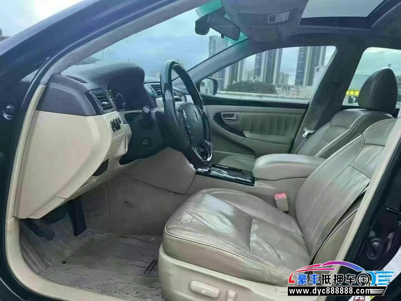 06年丰田皇冠轿车抵押车出售