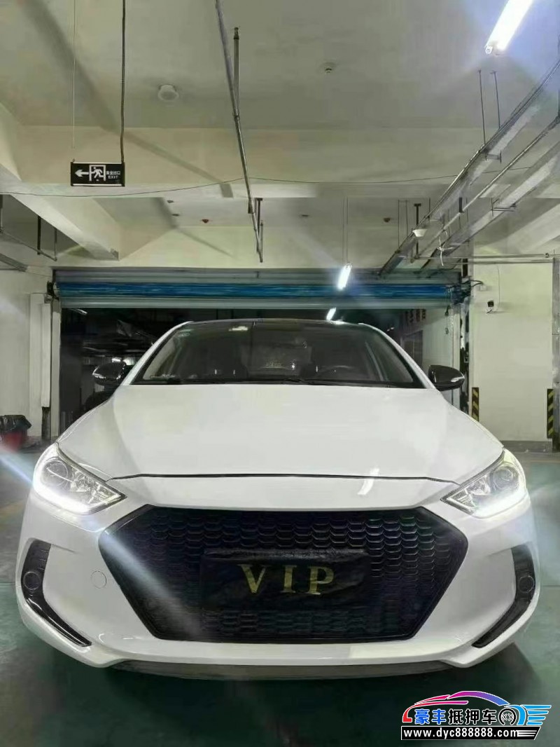 17年现代领动轿车抵押车出售