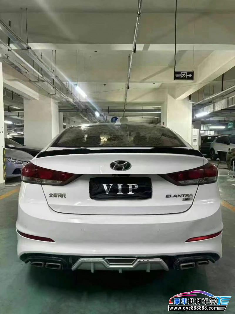 17年现代领动轿车抵押车出售